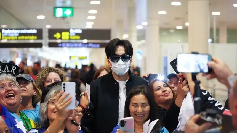 Әйелдер дәретханасындағы жасырын камера онлайн порно