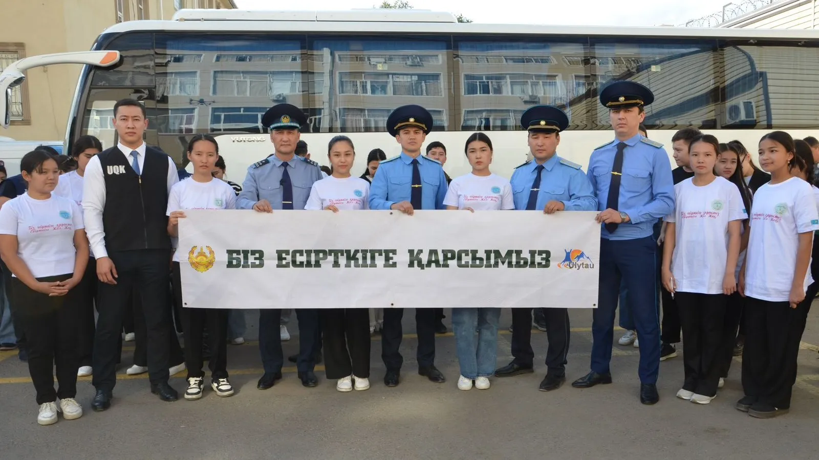 Мастурбация фотосуреттері үшін үлкен жопалар мен письки Порно актриса Магдалена