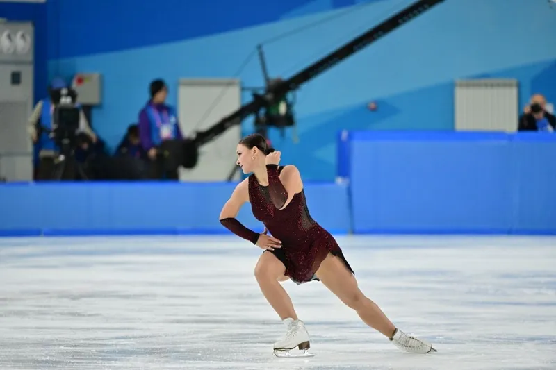 Қазақстандық мәнерлеп сырғанаушы Жапониядағы Гран-при кезеңінде екінші орын алды