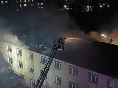 Алматы әкімі өрт шыққан балалар үйіне барды, сурет - Zakon.kz жаңалық 09.11.2025 19:23