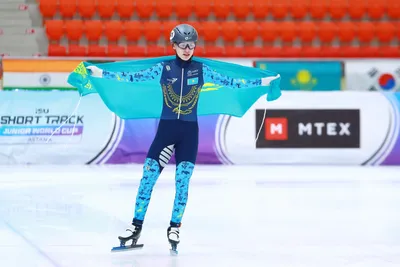 Богдан Вехов шорт-тректен жасөспірімдер арасындағы Әлем кубогы кезеңінде екінші алтын медалін жеңіп алды, сурет - Zakon.kz жаңалық 09.11.2025 20:01