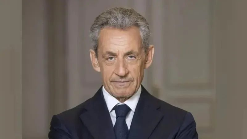 Николя Саркози түрмеден босап шықты