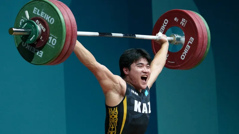 Ислам ынтымақтастығы ойындары: ауыр атлет Едіге Емберді қола медаль иеленді