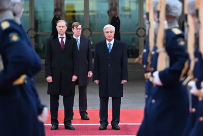 Тоқаев Путиннің шақыруымен Мәскеуге мемлекеттік сапармен барды, сурет - Zakon.kz жаңалық 11.11.2025 17:44