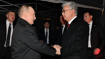 Қоштасу, Мәскеу, Қасым-Жомарт Тоқаев, Владимир Путин, сурет - Zakon.kz жаңалық 12.11.2025 23:45