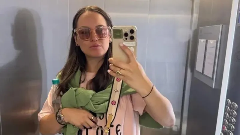 Ресейде Дмитрий Биволдың бұрынғы әйеліне қатысты тексеріс басталды