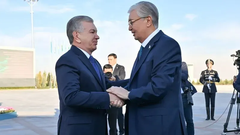 Қасым-Жомарт Тоқаев жұмыс сапарымен Өзбекстанға барды