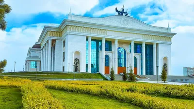 Бүгін – Қаллеки театры шымылдығын ашқан күн, сурет - Zakon.kz жаңалық 15.11.2025 14:39