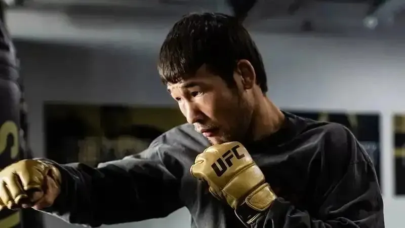 Ислам Махачевтың UFC-дегі жеңісі: Шавкат Рахмонов үндеу жасады