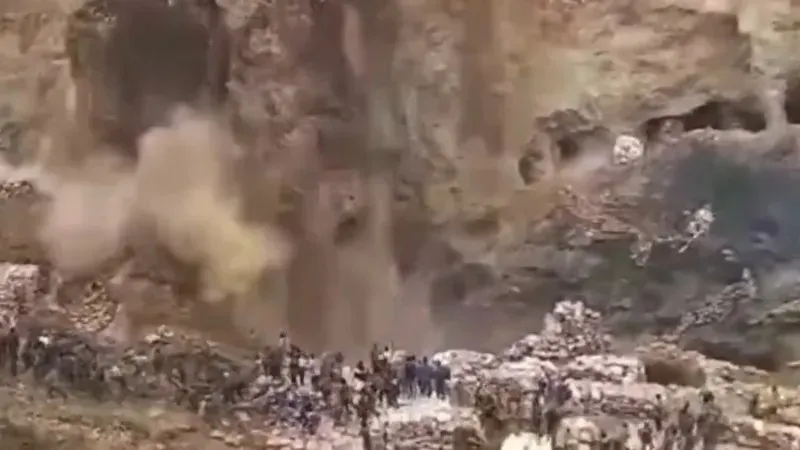 Атыс па, әлде нөсердің салдары ма: Конгода мыс шахтасы опырылып, отыз шақты жұмысшы қаза тапты