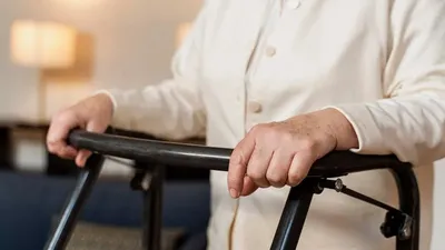 70-ші жылдардың танымал әншісін қарттар үйінде өлтіріп кетті , сурет - Zakon.kz жаңалық 18.11.2025 12:14