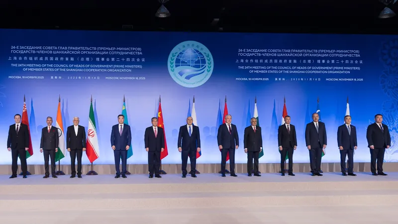 Олжас Бектенов, Мәскеу, ШЫҰ, отырыс, сурет — Zakon.kz жаңалық 18.11.2025 18:53