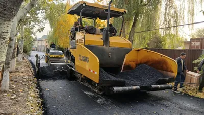 Өңірлік коммуникациялар қызметінің баспасөз орталығында өткен брифинг барысында Алатау ауданының әкімі Данияр Қырықбаев жол инфрақұрылымын дамыту барысы туралы баяндама жасады., сурет - Zakon.kz жаңалық 19.11.2025 14:17