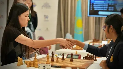 Шахмат, Испания, Меруерт Камалиденова, Үндістан, Қазақстан, жартылай финал , сурет - Zakon.kz жаңалық 22.11.2025 10:36