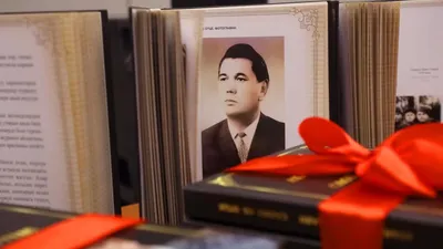 Кітап, Ош, Тоқаев, қырғыз тілі, аударма, таныстырылым , сурет - Zakon.kz жаңалық 25.11.2025 18:14