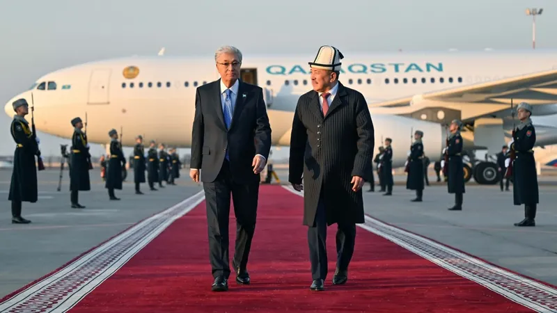 Тоқаев ҰҚШҰ Ұжымдық қауіпсіздік кеңесінің отырысына қатысу үшін Бішкекке келіп жетті