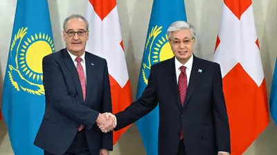 Кездесу, Астана, Мемлекет басшысы, Швейцария вице-президенті, Ги Пармелан, келіссөз  , сурет - Zakon.kz жаңалық 28.11.2025 17:37