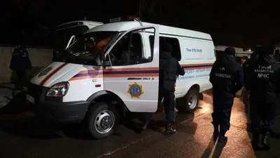 Құтқарушылар, Қарағанды, әйел, үш баласы, көмектесу, пәтер, қамалып қалу, сурет - Zakon.kz жаңалық 29.11.2025 10:15