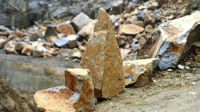 Қазақстанда тас кеспекше, жол жиектемесін және граниттің кейбір түрлерін әкелуге тыйым салынды, деп хабарлайды Zakon.kz., сурет - Zakon.kz жаңалық 01.12.2025 10:17