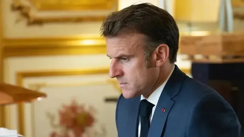 Макронның әскерилер алдындағы сөзі Францияда талқыға түсті