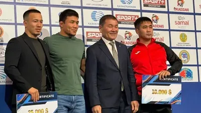 Қазақстан Республикасының күрес федерациясының баспасөз қызметі, сурет - Zakon.kz жаңалық 02.12.2025 12:02