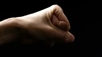 Төбелес, Талғар ауданы, Бесағаш, топ жігіт, ұрып-соғу, видео, сурет - Zakon.kz жаңалық 03.12.2025 18:30