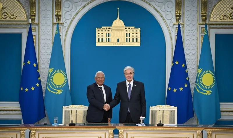 Тоқаев пен Кошта бірлескен мәлімдеме жасады