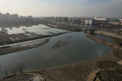 Алматыда Сайран көліндегі понтон көпірлер неге алынды, сурет - Zakon.kz жаңалық 04.12.2025 19:18