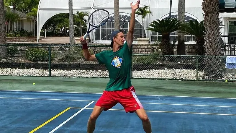 Қазақстандық теннисші Үндістандағы турнирде жартылай финалға өтті