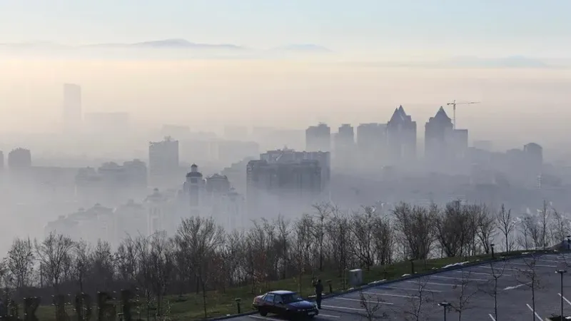 Бүгін еліміздің жеті қаласында ауа сапасы нашарлайтыны ескертілді