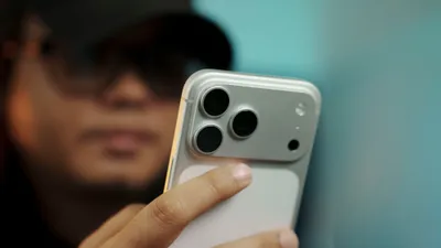 "Сұр" емес, жаңа iPhone: смартфонның заңды екенін қалай тексеруге болады