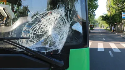 Атырауда автобус жүргізушісі 6 жастағы баланы қағып өлтірді, сурет - Zakon.kz жаңалық 09.12.2025 21:40