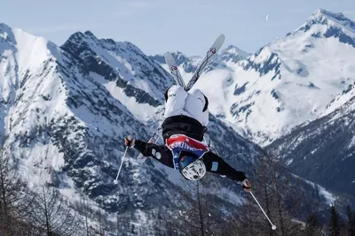 Анастасия Городко фристайл-могулдан Әлем кубогы кезеңінде үздік ондыққа енді, сурет - Zakon.kz жаңалық 09.12.2025 17:12