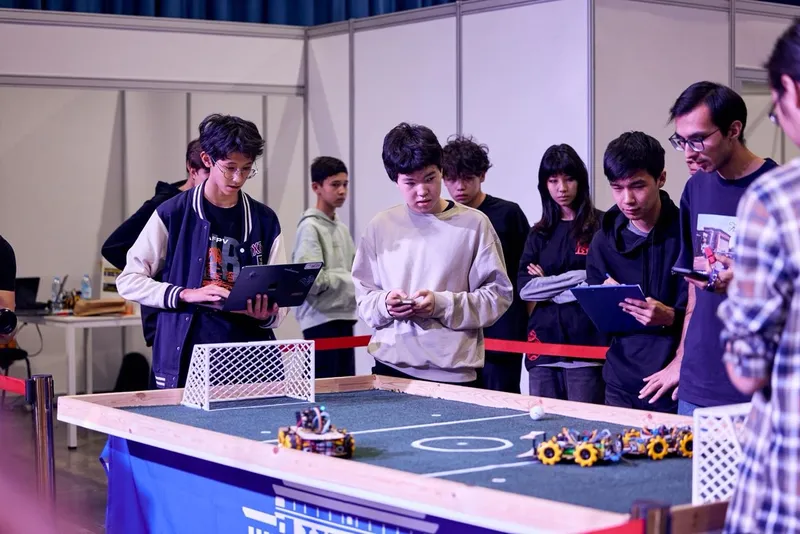 IT FEST 2025: Алматыда технологияға құштар жастар бас қосты