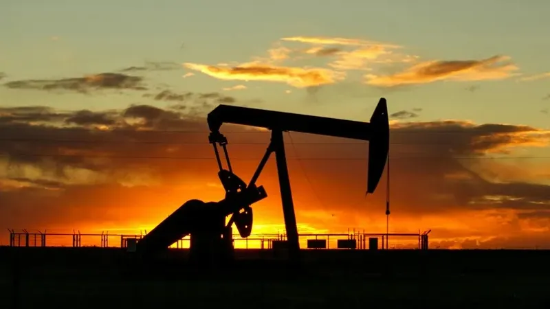 Қазақстан КҚК-ға жасалған дрондар шабуылынан кейін мұнай айдауда баламалы бағытқа жүгінбек