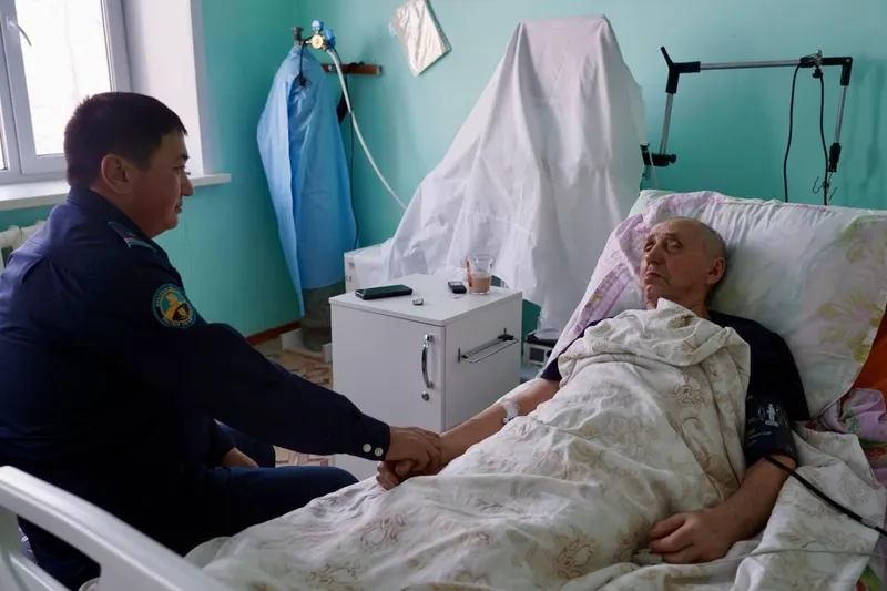 Қостанай облысында балықшы мұз құрсауында 7 сағат қалып қойды