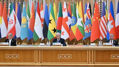 Қазақстан Президенті БҰҰ Бас Ассамблеясы қолдаған Ашхабадтың Халықаралық бейбітшілік және сенім жылын жариялау бастамасының ерекше мәнге ие екенін атап өтті., сурет - Zakon.kz жаңалық 12.12.2025 13:09