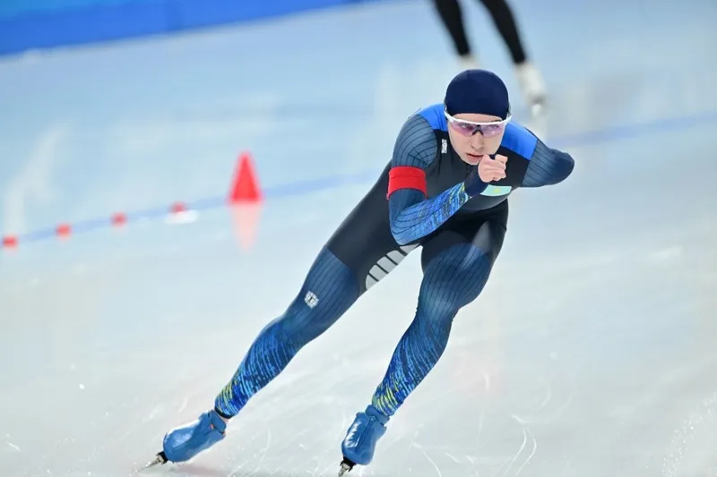 Конькимен жүгіруден Надежда Морозова әлем кубогы кезеңінде күміс жүлде жеңіп алды