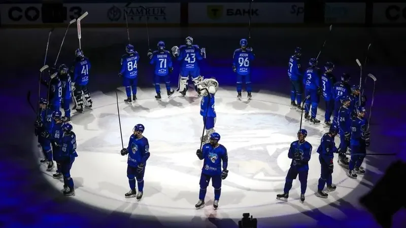 "Барыс" көшбасшысы сыртта өткен матч барысында жарақат алды