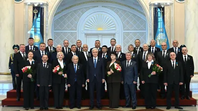 Қасым-Жомарт Тоқаев энергетика саласына үлес қосқан азаматтарды марапаттады