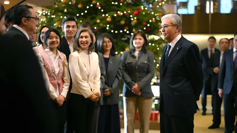 Мемлекет басшысы Жапонияда тұрып жатқан қазақстандықтармен кездесті