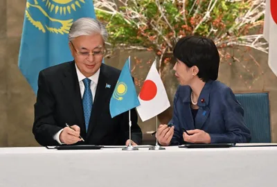 Тоқаев пен Такаичи бірлескен мәлімдеме қабылдады, сурет - Zakon.kz жаңалық 18.12.2025 17:01