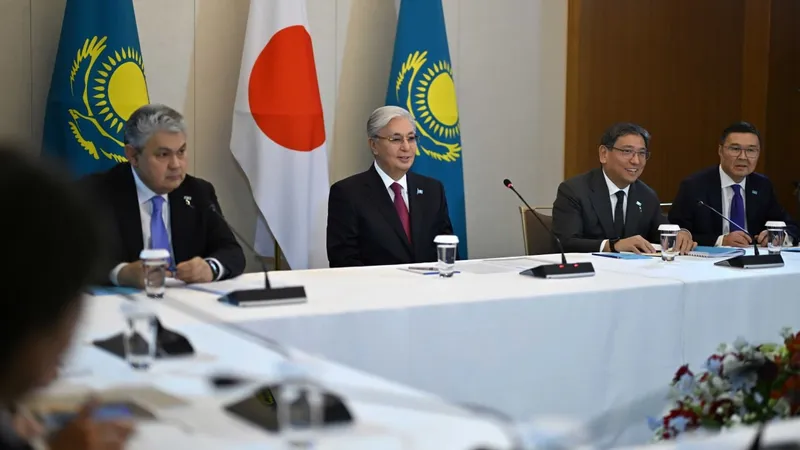 Мемлекет басшысы Жапония Парламентінің Қазақстанмен достық лигасы мүшелерімен кездесті