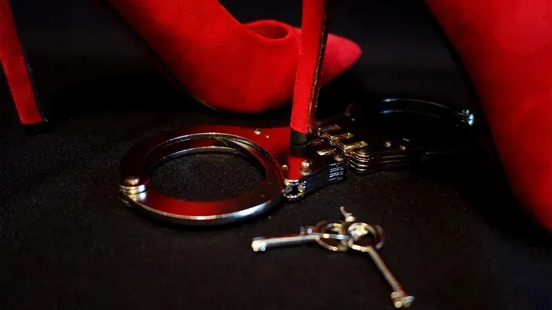 Ресейлік туристке Таиландқа шамамен 100 жылға кіруге тыйым салынды