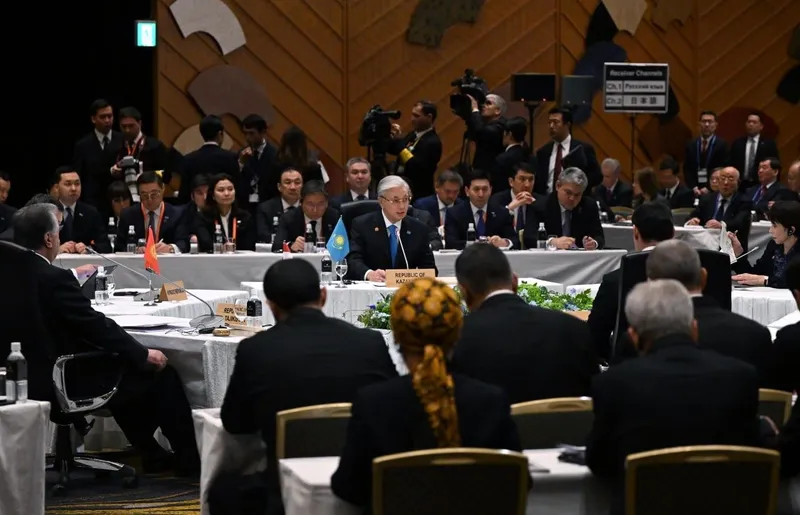 Тоқаев Жапонияның Ақтау портындағы кедендік рәсімдерді жетілдіруге қатысты шешімін құптады