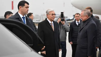 Қасым-Жомарт Тоқаев, Санкт Петербург, Ресей, сурет - Zakon.kz жаңалық 21.12.2025 16:35