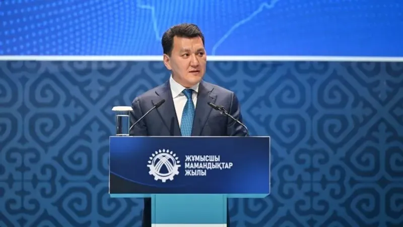 Ерлан Қарин Жұмысшы мамандықтары жылының қорытындысына арналған салтанатты іс-шараға қатысты