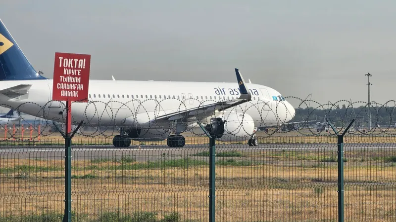 Алматыға ұшып шыққан Air Astana ұшағы Фукуокқа оралуға мәжбүр болды