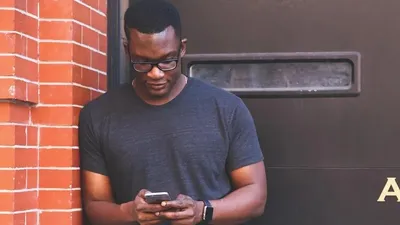 Америкалық ұрланған қызын телефон арқылы тауып, аман алып қалды, сурет - Zakon.kz жаңалық 30.12.2025 13:26