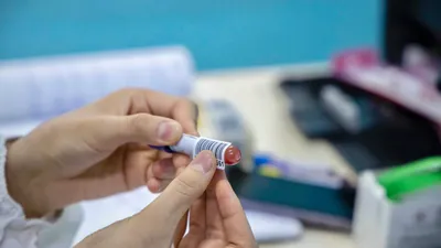 Денсаулық сақтау министрлігі арзан вакциналарды сатып алып жатқаны рас па, сурет - Zakon.kz жаңалық 04.01.2026 17:00